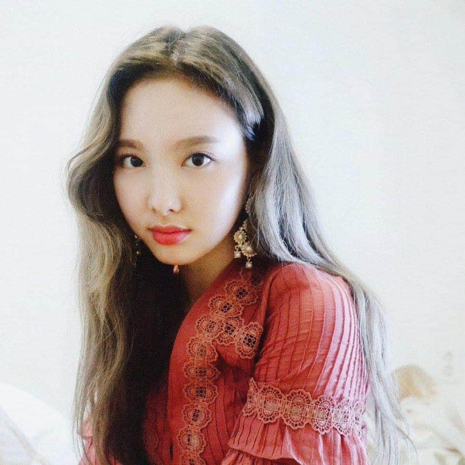 ナヨンさんのインスタグラム写真 - (ナヨンInstagram)「🐰 [Scan] Jihyo's Photobook 2 - #TWICE #트와이스 #NAYEON #나연」12月8日 14時04分 - twicenayeon