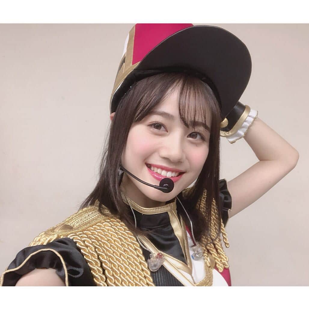 伊藤美来さんのインスタグラム写真 - (伊藤美来Instagram)「みくだよー☺︎ 「BanG Dream! 6th☆LIVE」弦巻こころとしてステージに立てて嬉しかったです！衣装もいつ見てもクオリティが凄くて…！RASさんのカッコいいステージで、はちゃめちゃに楽しんで来てしまいました！  そして、RASのみんながプロ意識が高くて優しくて…私がファンになった！アニメも楽しみですね^ ^ 今日はポピパ！ファイティン^ ^  #伊藤美来 #みっく #HLSY #世界を笑顔に #バンドリ #ハロハピ」12月8日 14時14分 - itomiku_official