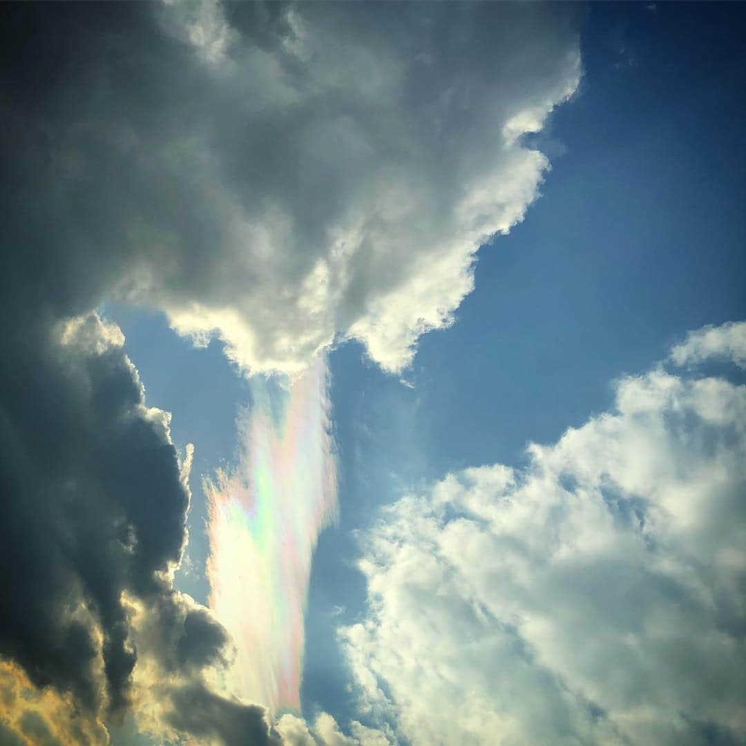 加藤順大さんのインスタグラム写真 - (加藤順大Instagram)「雲が凄かった！！ 明日は大宮アルディージャの選手として最後の練習。 お待ちしております。 #ナカマー #雲外蒼天 #虹雲」12月8日 17時32分 - nobuhiro1