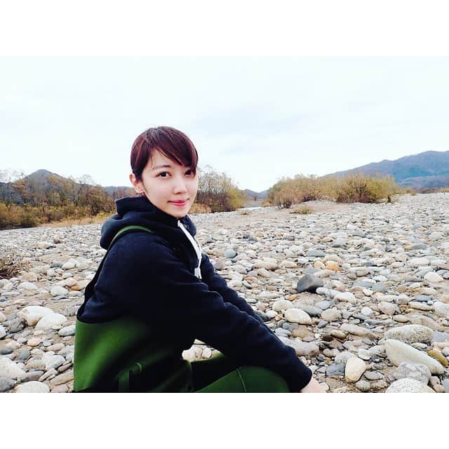 上野愛奈さんのインスタグラム写真 - (上野愛奈Instagram)「お休みの日に久々の渓流釣り⛰🎣大物狙いでしたが、結果は惨敗😣。またリベンジします😉 #釣り #渓流釣り #🐟」12月8日 18時02分 - ueno_aina_816