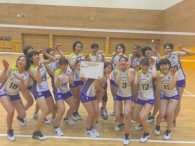 入澤まいのインスタグラム：「🐰🏐🐰 . 今週は今年最後のリーグ戦& 日立リヴァーレのHOME GAME✨🏐 明日も勝って年内の最後を勝ちで 締めくくりたいと思います。 明日も日立リヴァーレの応援 よろしくお願いします🐰 頑張るぞ( •̀ᄇ• ́)ﻭ✧🏐 . #Vリーグ2018/19シーズン #division1女子 #ひたちなか大会 #日立リヴァーレ🐰 #HOME GAME🏐 #頑張って勝つぞ💪🏻👊🏻」