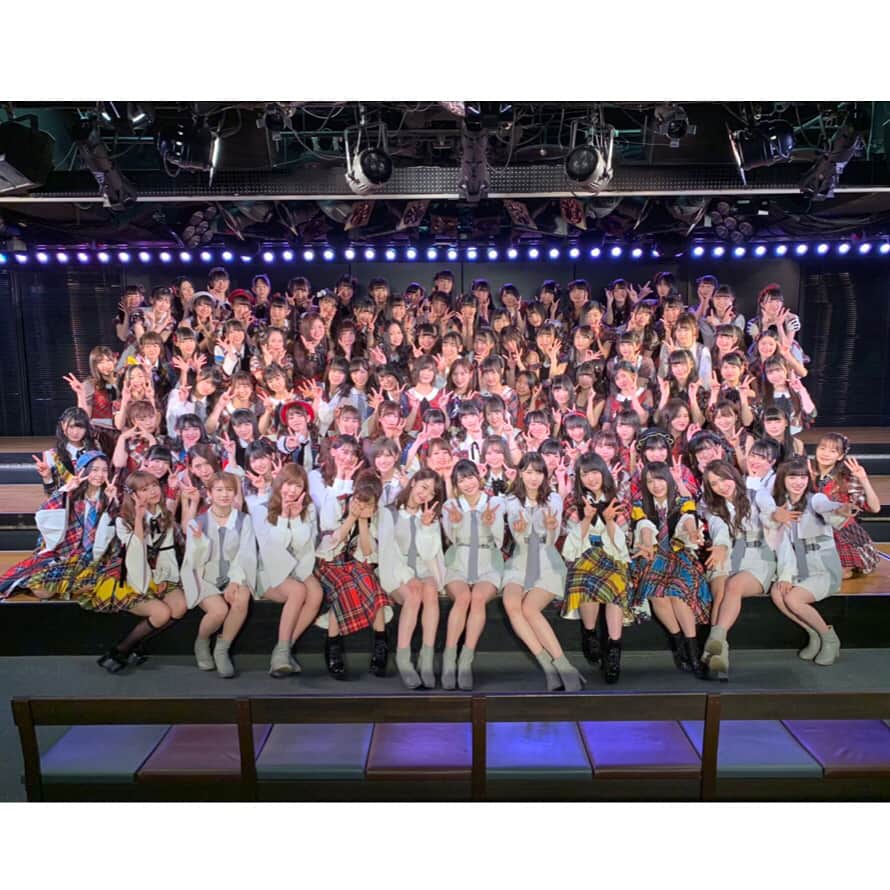佐藤朱さんのインスタグラム写真 - (佐藤朱Instagram)「AKB48劇場13周年特別記念公演でした✨ . 歴代の全シングルをフル尺でのセットリストはもともとAKB48ファンだった私にとっても胸アツな公演でした☺️ . 公演の前半の部は、AKB48らしい赤チェックな衣装でしたよ〜♪ . 憧れの先輩、篠田麻里子さんのセンター曲「上からマリコ」のセンターをさせて頂けたことが本当に嬉しかった💕💕 . 1月のTDCでのコンサートも、とっても楽しみですね！！ . 14周年公演があったら、今よりもレベルアップした自分で、劇場に立つことができるように、ここから気持ちを新たに前進していきたいです！ 応援よろしくお願いします！ #AKB48 #13周年」12月8日 23時34分 - akari_miyagi