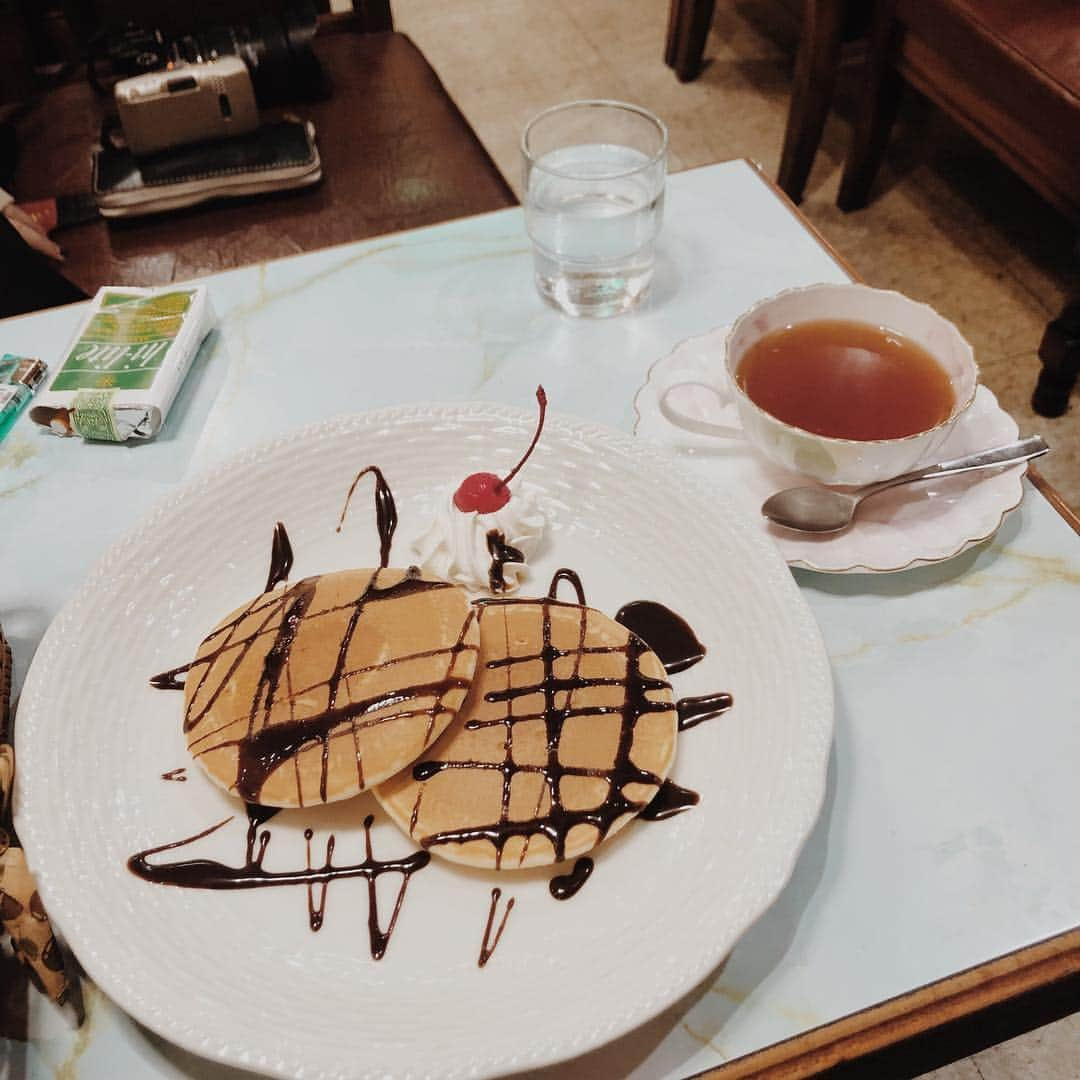 おりはらまよさんのインスタグラム写真 - (おりはらまよInstagram)「最近喫茶店でホットケーキ頼みがち🥞」12月8日 23時33分 - ___mayonnaise