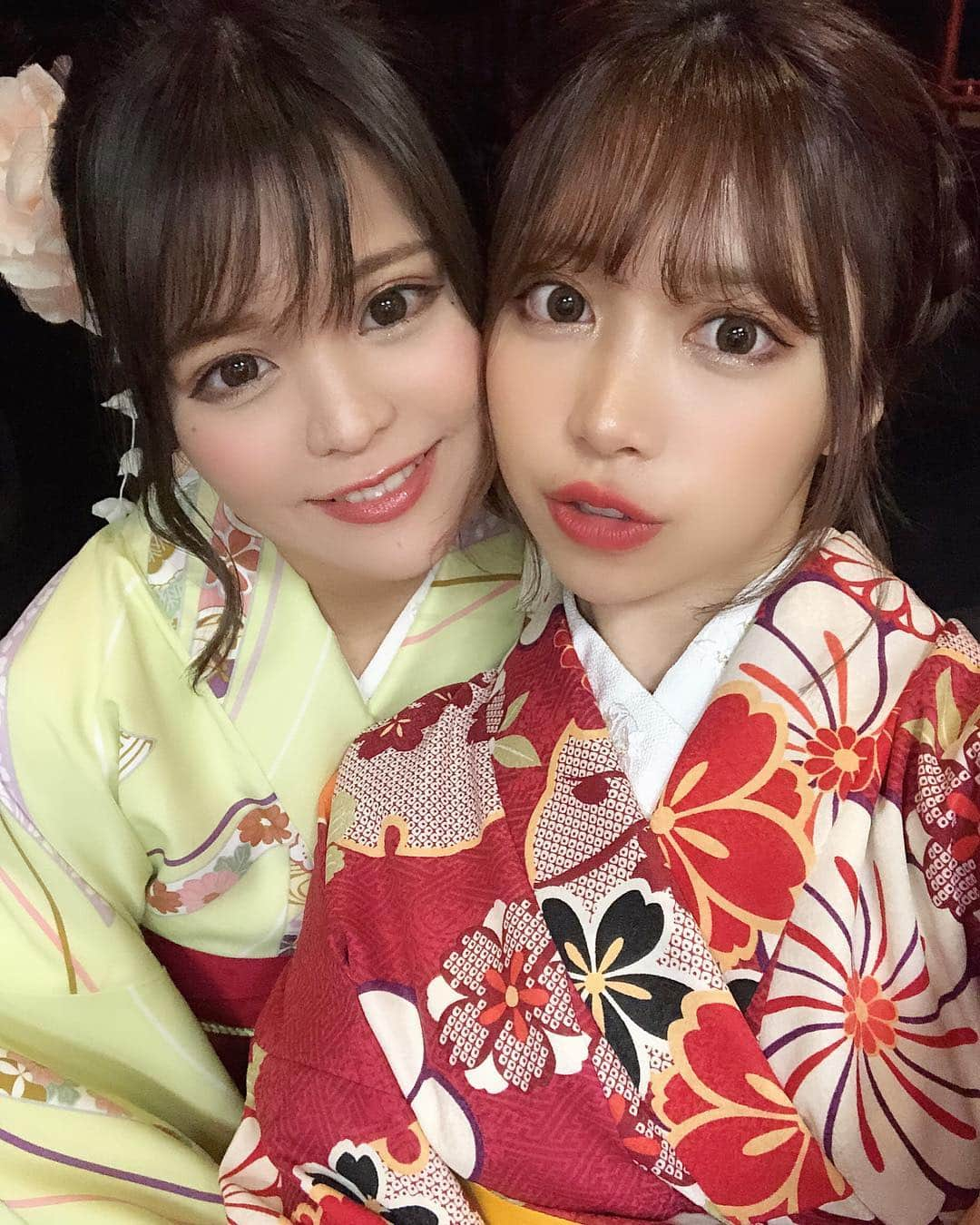 ななぴさんのインスタグラム写真 - (ななぴInstagram)「だにだにななぴ！🥰💕in 京都(秋冬ばーじょん)﻿ また行けてよかったぁあ﻿ ﻿ つぎはまた春に一緒に行こうね👩‍❤️‍👩﻿ ﻿ 今回もまたたくさんの笑いと伝説をありがとうございました。笑笑﻿ ﻿ #着物 #祇園 #浴衣 #和装 #和服 #着物ヘア #女子旅 #京都 #京都旅行 #八阪神社 #ヘアアレンジ #メイク #国内旅行 #旅行大好き #だにだにななぴ」12月9日 11時21分 - __nanapgram__