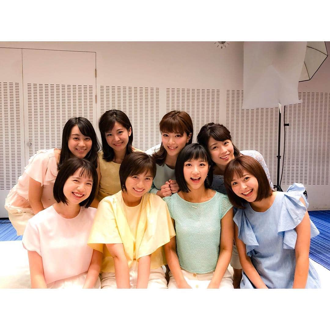 田中萌さんのインスタグラム写真 - (田中萌Instagram)「* 2019年カレンダーの表紙は 壁掛け型はピンク＆白、 卓上型はパステルカラーで わたしの好きな雰囲気です💓  この前、カレンダーのことをここに書いたら 買ったよ！というコメントをたくさんいただき 嬉しかったです☺️ ありがとうございます♪  素敵な日曜日を⭐︎ @anno_calendar  #アナカレ2019 #カレンダー #テレビ朝日 #アナウンサー #テレビ朝日アナウンサー #竹内由恵 アナ#久冨慶子 アナ#林美沙希 アナ#弘中綾香 アナ#山本雪乃 アナ#池谷麻依 アナ#森川夕貴 アナ#林美桜 アナ#三谷紬 アナ#田中萌」12月9日 11時45分 - moetanaka_ex