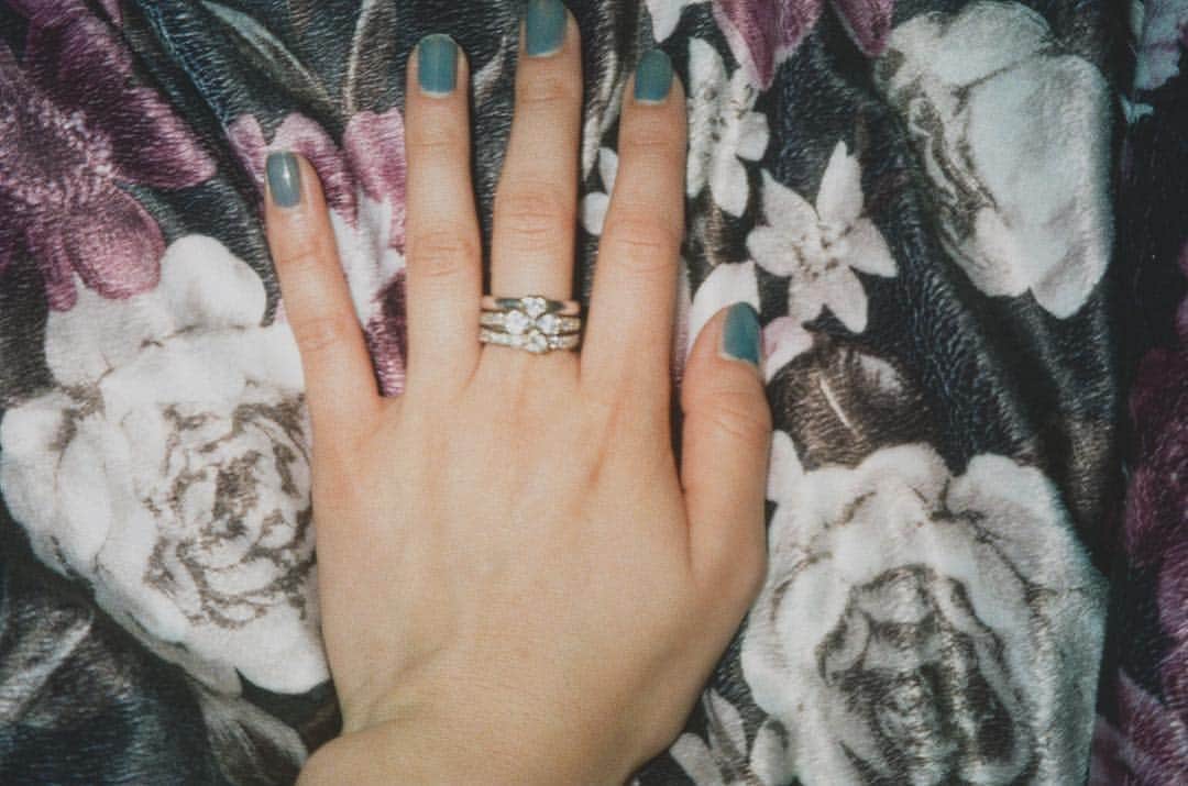 山口乃々華さんのインスタグラム写真 - (山口乃々華Instagram)「母から譲り受けた指輪💍 #指輪#母」12月9日 23時43分 - yamaguchi_nonoka_official