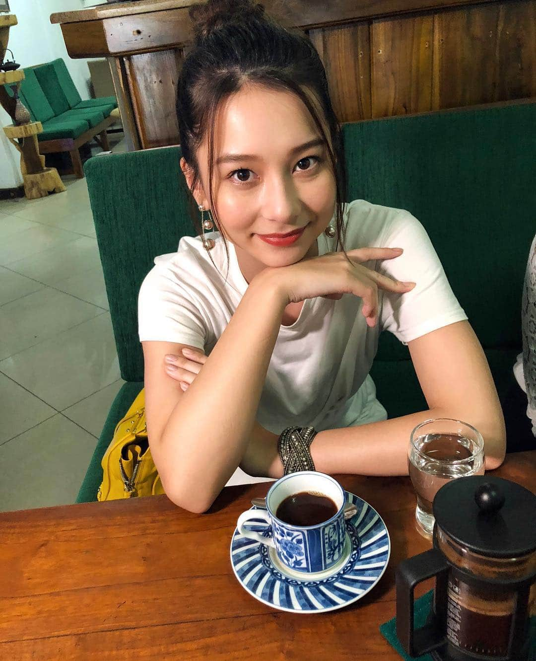 丹羽仁希さんのインスタグラム写真 - (丹羽仁希Instagram)「Sri Lanka coffee☕️ #コーヒーが主役なのか自分が主役なのか  #自己主張強め#ごめん笑」12月9日 15時23分 - __niki22