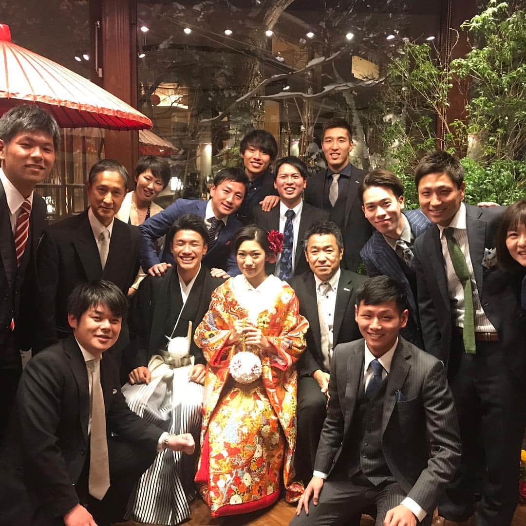 吉原宏太さんのインスタグラム写真 - (吉原宏太Instagram)「後輩の結婚パーティー🎉🎉🎉 幸せのお裾分けして頂きました。  おめでとう㊗️」12月9日 19時03分 - kotayoshihara