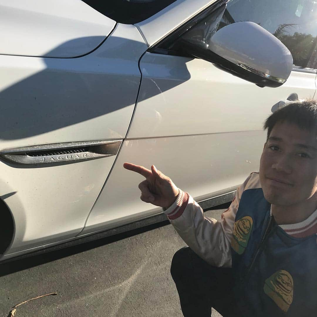 錦織圭さんのインスタグラム写真 - (錦織圭Instagram)「Best car brand in the world!  Thank you @jaguarusa for always helping me get around 🙏」12月10日 3時33分 - keinishikori