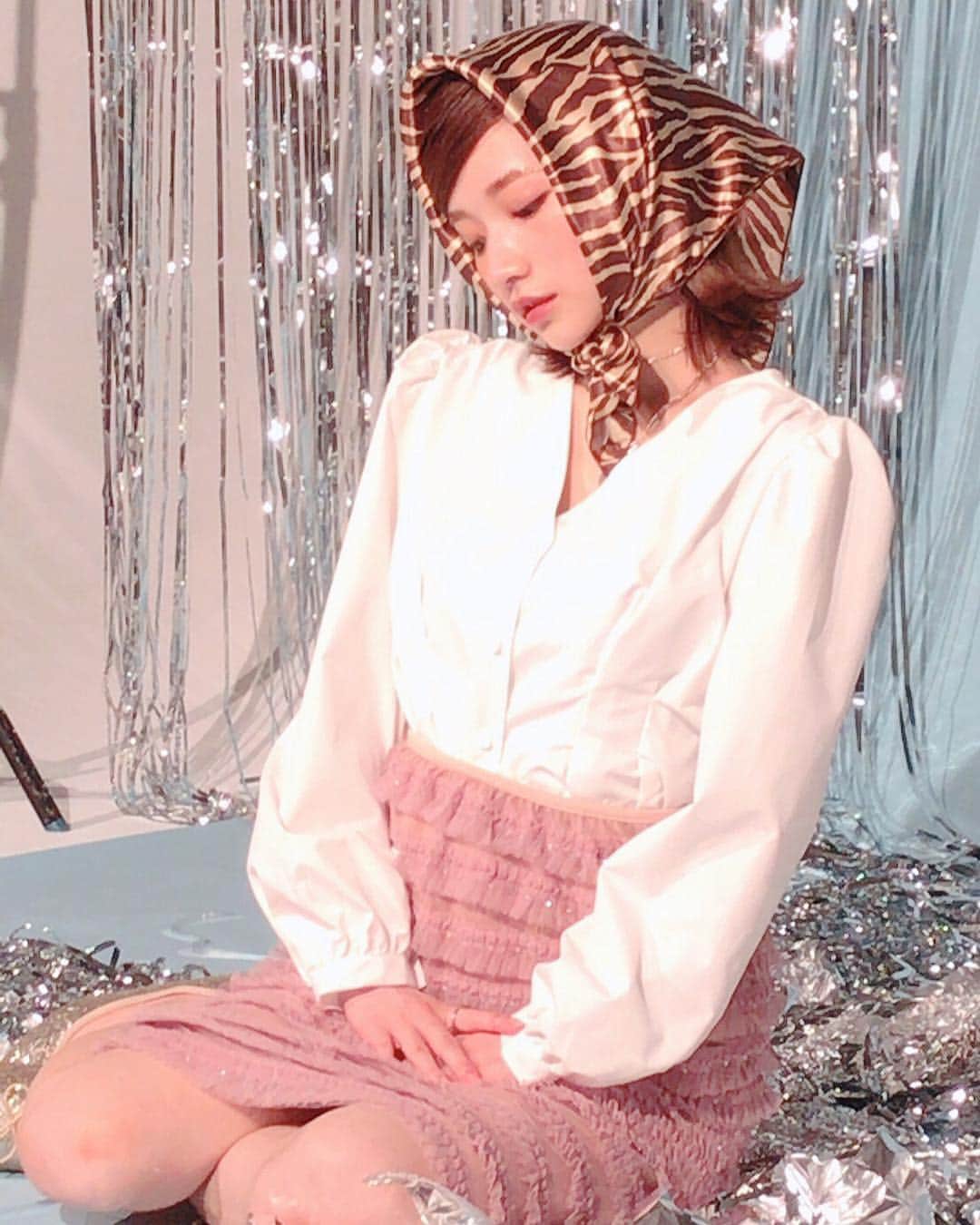 南りほさんのインスタグラム写真 - (南りほInstagram)「#bis #1月号 #offshot 📚」12月10日 6時06分 - minami.riho