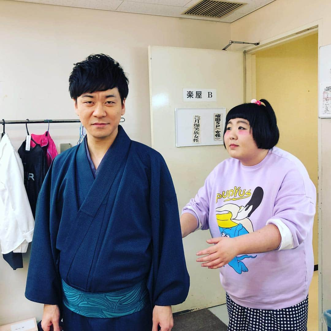 酒井藍さんのインスタグラム写真 - (酒井藍Instagram)「新名さんが、キリッとしてました。 そーっと近づいて、抱きつきました。 成功しました✌️ #✌️ #✌️ #✌️」12月10日 18時18分 - sakaiaisakaiai