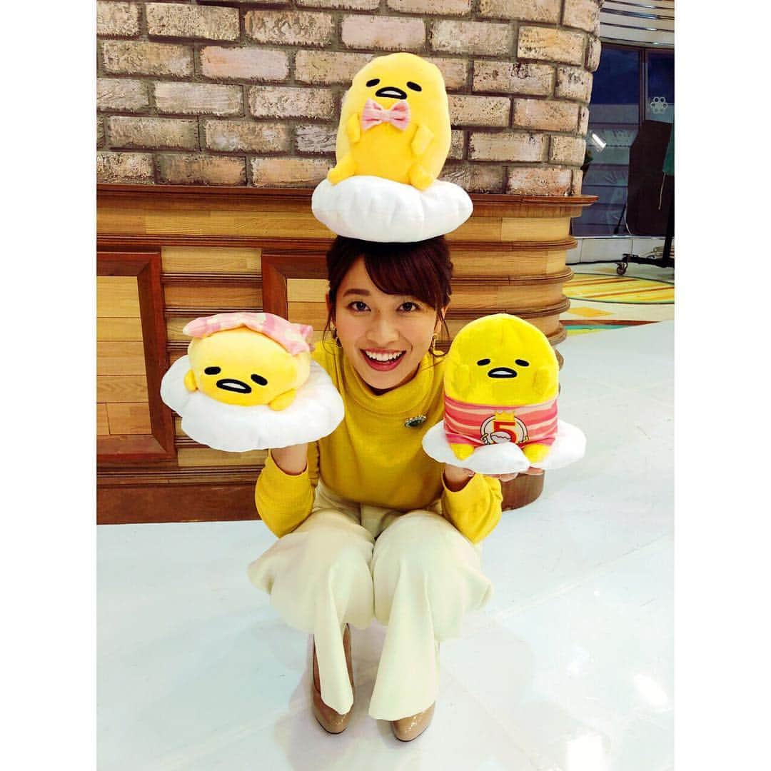 山本里菜さんのインスタグラム写真 - (山本里菜Instagram)「今日の衣装は完全にぐでたまでした🍳 #ぐでたま #あさチャン」12月10日 11時12分 - rinayamamoto_0622