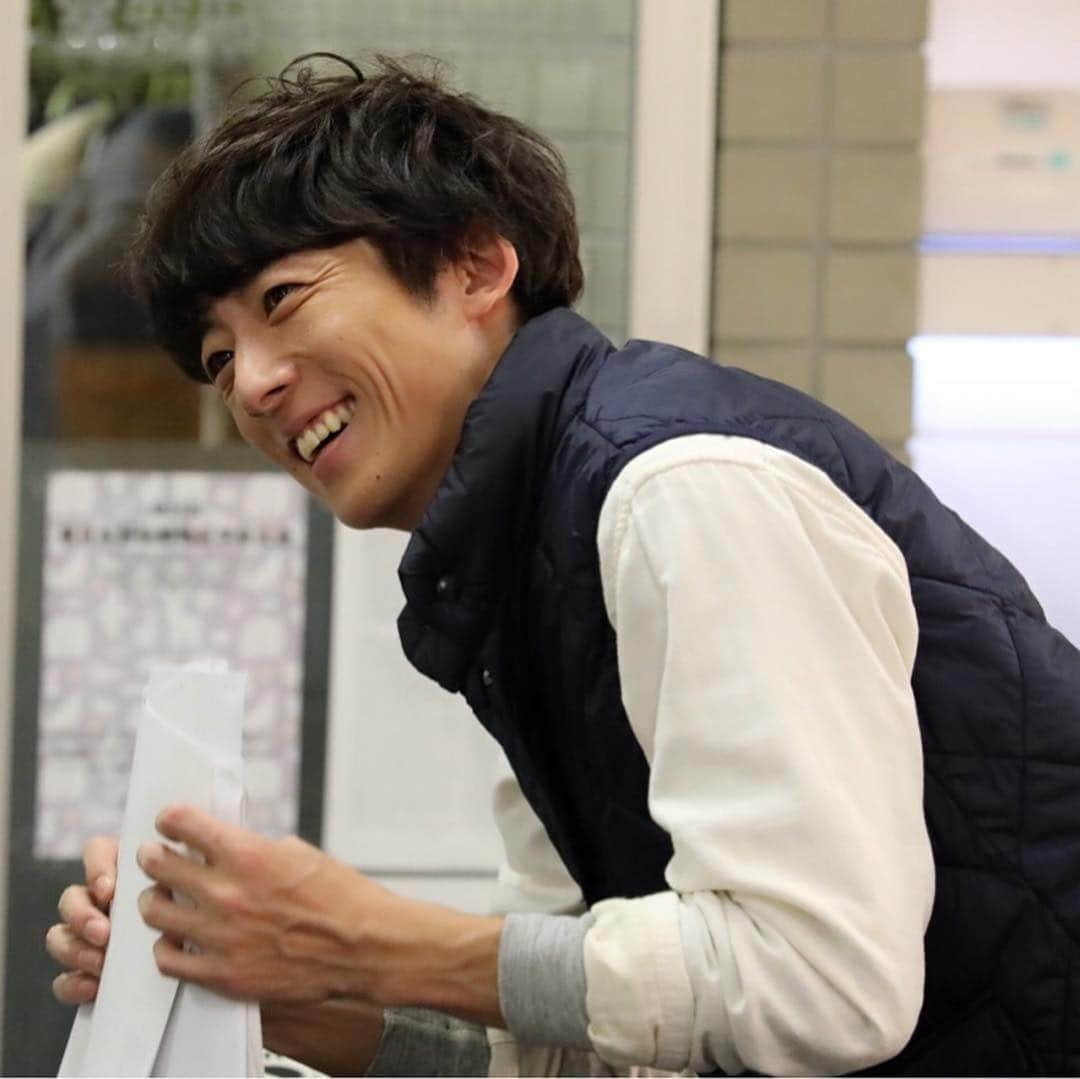 フジテレビ「一輝の図鑑」さんのインスタグラム写真 - (フジテレビ「一輝の図鑑」Instagram)「・ #香澄さんまた来ますか？ #フィールドワークをしていた頃の樫野木先生 #楽しそうでした #でも… #僕らは奇跡でできている #僕キセ #相河一輝の日常シリーズ #一輝のとある一日 #大学講師の相河一輝 ・ #12月11日 #火曜日 #あす #夜9時 #最終回」12月10日 20時36分 - bokura_ktv