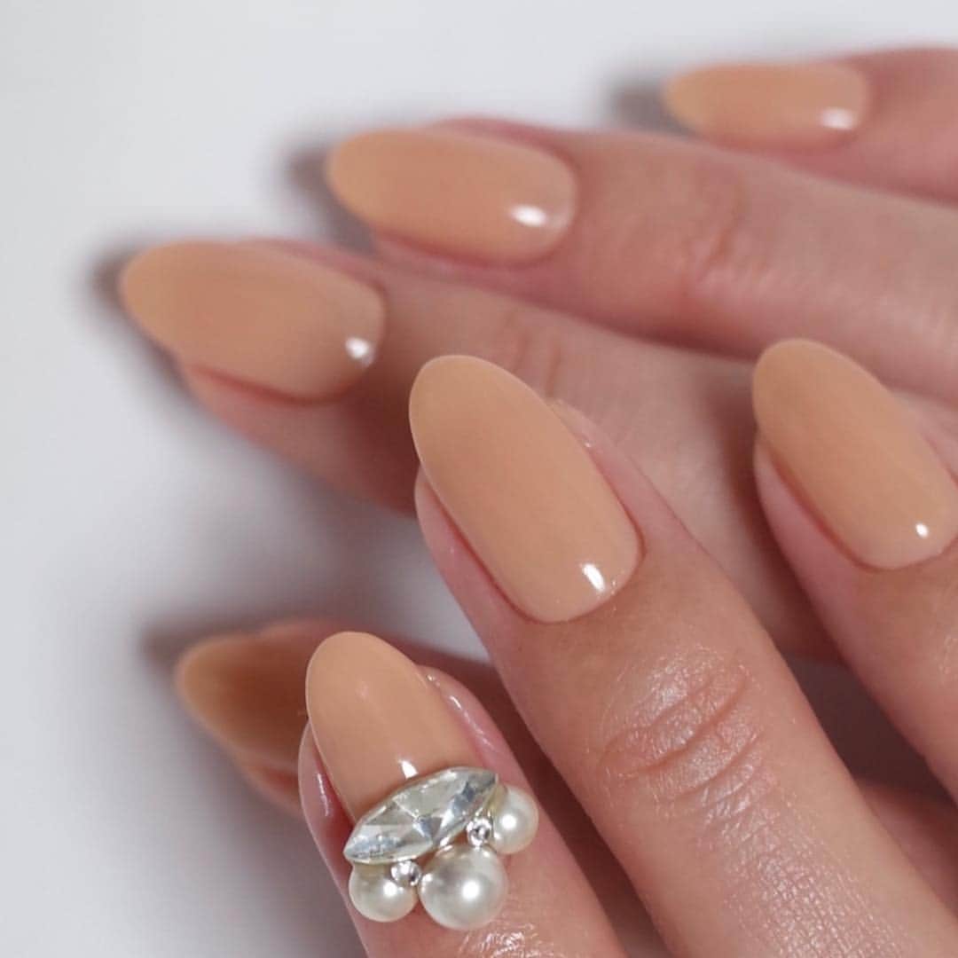AB GELのインスタグラム：「. 【ABconcierge】  makiko kondo __________________________ 【インスタアカウント】  @nail.salon_etoile _________________________ 【使用カラー】 stylish 05 【color2:base1】 _________________________ 【ABexperience®、ABexperience®-PREMIUM-会場】 サロン名:nail salon etoile 開催住所:511-0867 三重県桑名市陽だまりの丘 (要確認) _________________________ 【お問合せメールアドレス】 abgel.d180.etoile@gmail.com _________________________  #ABGEL #ABconcierge #ABexperience #ABexperiencePREMIUM #ABプレミアム #ABexperienceプレミアム #アビージェル #ABジェル #ABoff #アビーオフ #ABオフ」