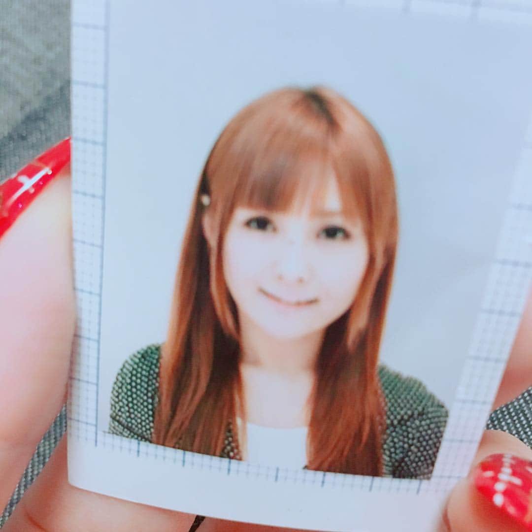 椿姫彩菜のインスタグラム：「大学の学生証の写真でてきたwww」