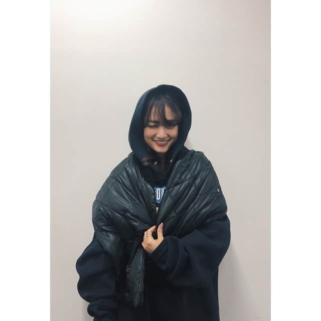 谷まりあさんのインスタグラム写真 - (谷まりあInstagram)「Oyasumi 🖤 😊 #marimarifashion」12月10日 23時26分 - mariaaaa728