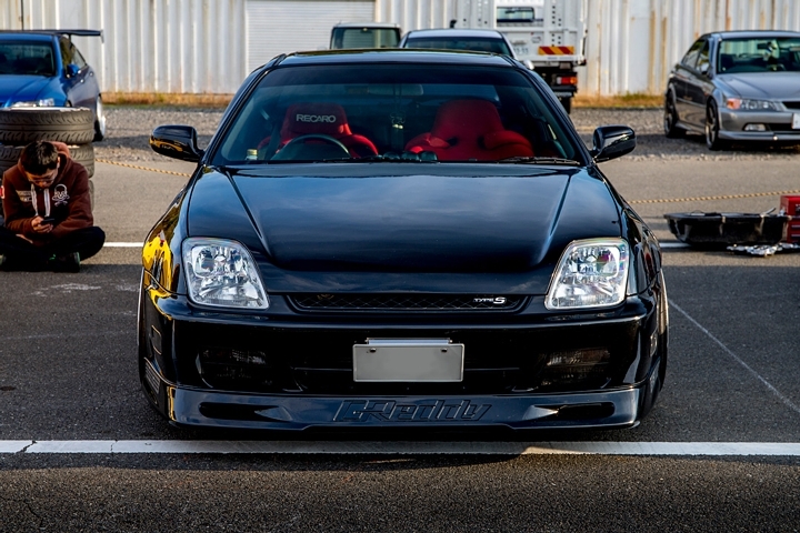 mistbahnさんのインスタグラム写真 - (mistbahnInstagram)「_ Honda 5thgen Prelude _ Shot on 25-Nov 2018 "HAOC(Honda Accord Owners Club) Track day" at SUZUKA TWIN Circuit (One track in SUZUKA) owner: Unknown photo: @mistbahn _ _ "HAOC" is "Honda Accord Owners Club" but I saw some other HONDA models. I couldn't found this 5thgen Prelude (I don't know this car is which of BB5 / BB6 / BB7 / BB8) in the time ranking chart, so I think he is not an entrant, just joined as a gallery as me. _ _ JP) 2018年11月25日、鈴鹿ツインサーキットで開催の「HAOC(ホンダ・アコード・オーナーズクラブ)走行会」で撮影。 「HAOC(ホンダ・アコード・オーナーズクラブ)」ではアコード以外にもホンダ車がいろいろ走っていました。 このプレリュード(BB5～BB8のどれかは不明)はHAOC走行会のタイムランキング表には載っていなかったので、エントラントではなく私と同じくギャラリー参加だったのではないかと思います。 _ _ #haoc #hondaaccordownersclub #suzukatwin #suzukatwincircuit #鈴鹿ツインサーキット #prelude #hondaprelude #hondapreludesi #hondaprelude5thgen #プレリュード #ホンダプレリュード  #bb5 #bb6 #bb7 #bb8 #bb6 #h22 #h22a #h22a5 #f22 #f22b #preludenation #honda #jdm」12月11日 7時43分 - mistbahn