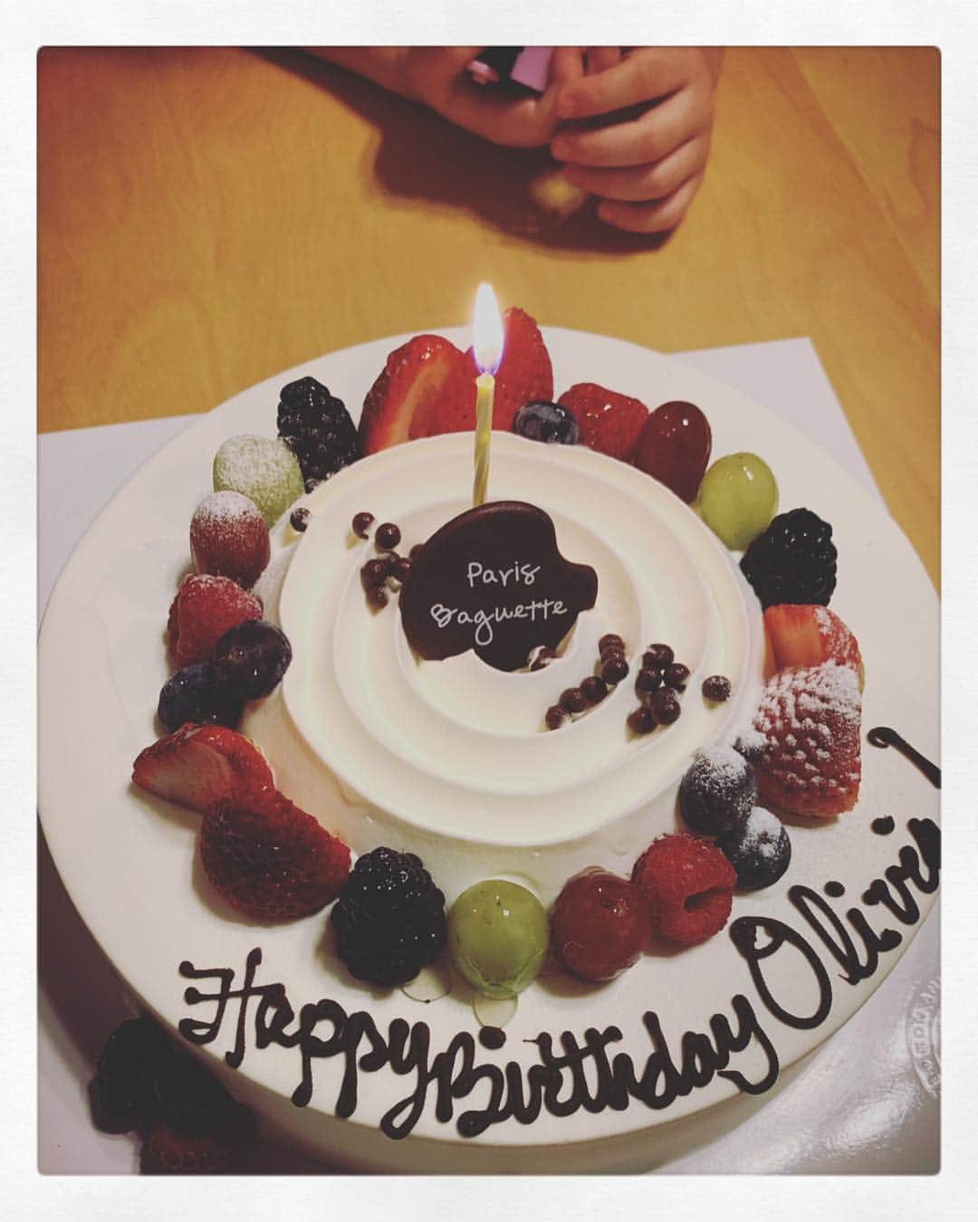 OLIVIAのインスタグラム：「Happy Birthday to me!!! 💖😍🎉👍🌈 Well, it was yesterday!!! I’m 39 now!! The last few years of my life has actually been the best. It has not been easy living in the USA away from home (Japan). But I’ve really started to tap into who I truly am after moving out here. So, getting older has been AMAZING!!! 🌈💕💖😍💜🍄🎉 I’m excited to explore the universe inside myself. 💖⭐️☀️🌿🍄」