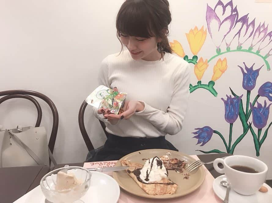 桃さんのインスタグラム写真 - (桃Instagram)「冬になるとゆっくりあったかい紅茶と共にスイーツを食べたくなってしまうのは私だけでしょうか…🐖 カロリーが気になる食べ物のお供はスルスルこうそ🙌🏻 #スルスルこうそ#酵素サプリ#腸内美人#ダイエット #女子の味方 #かばんの中の必需品 @surusuru_jl」12月11日 18時08分 - momo.official