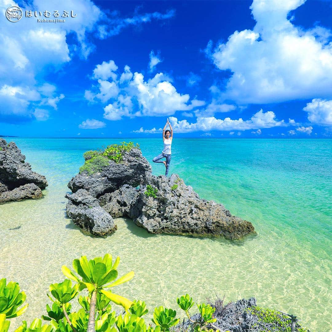 HAIMURUBUSHI はいむるぶしさんのインスタグラム写真 - (HAIMURUBUSHI はいむるぶしInstagram)「島の自然と調和し、心も体もリフレッシュする命の薬(ぬちぐすい)ヨガ。自分のお気に入りの場所を見つけてヨガをお楽しみください。#沖縄 #八重山諸島 #小浜島 #海 #島 #ヨガ #ぬちぐすい #リゾート #はいむるぶし #japan #okinawa #yoga #resort #hotel #haimurubushi @minefuyu_yamashita」12月12日 1時54分 - haimurubushi_resorts
