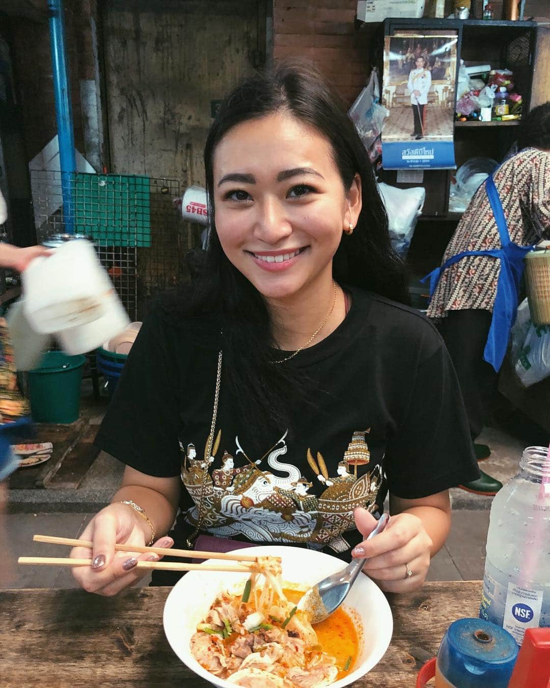 西田有沙さんのインスタグラム写真 - (西田有沙Instagram)「トムヤムヌードル❤️最高！Tシャツもめっちゃタイ！！🇹🇭💓 #thailand #thaifood」12月12日 17時49分 - arisa_nishida