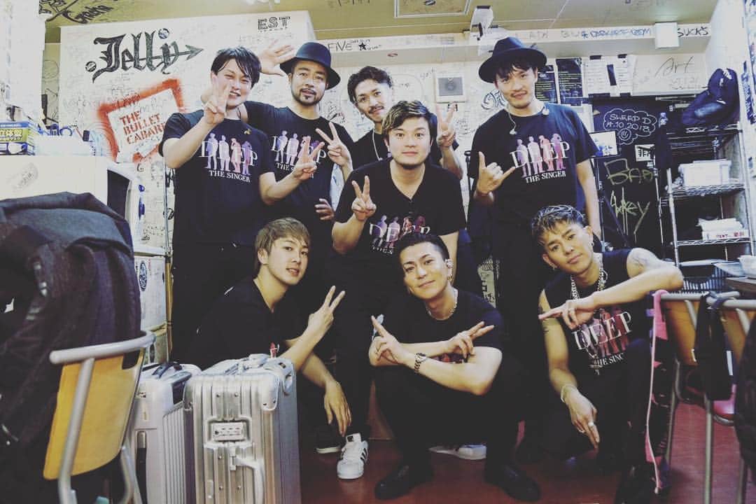 RYOのインスタグラム：「「DEEP LIVE TOUR 2018 ”THE SINGER”」新潟公演🔥  ヒゲちゃんおかえり🙌」