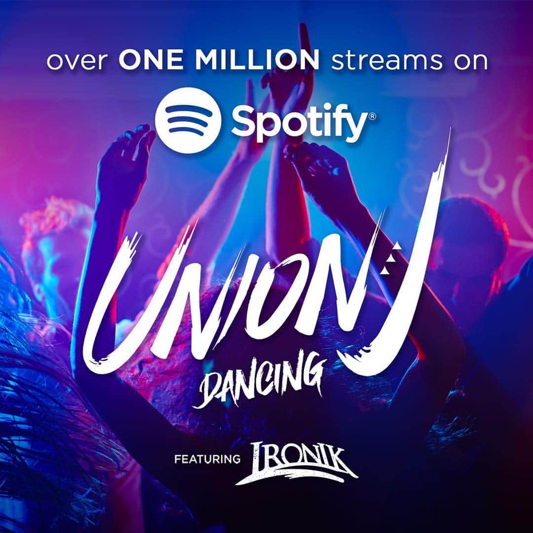 のインスタグラム：「With the release of our new single ‘Paralysed’ this Friday it’s been amazing to see our last single ‘Dancing’ has just smashed over 1 million streams on Spotify! Thank you to everyone who has supported us on this wonderful journey. #dancing #unionj #paralysed #newmusicalert」