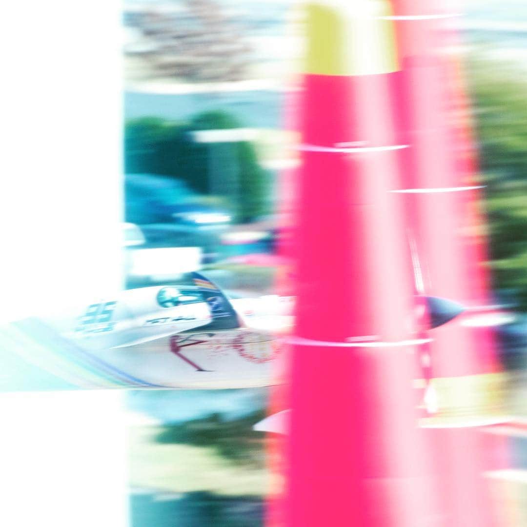 能勢雄一のインスタグラム：「@matthallracing !! So fast 💨  #airrace」