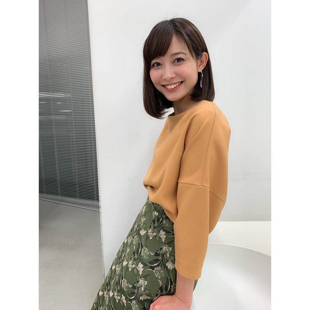 久冨慶子　下半身 久冨慶子さんのインスタグラム写真 - (久冨慶子Instagram)「今日の衣装は #rooneytokyo でした✨✨  少し変わったデザインのブラウスが素敵でした😊 ＊ ＊ #テレビ朝日 #スーパーjチャンネル #久冨慶子 #アナウンサー」12月12日 20時47分  - keiko0hisatomi