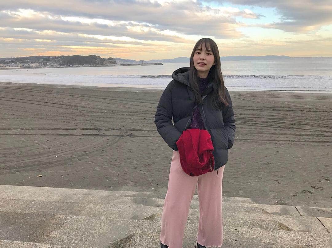 井桁弘恵さんのインスタグラム写真 - (井桁弘恵Instagram)「ㅤㅤㅤㅤㅤㅤㅤㅤㅤㅤㅤㅤㅤ ありさちゃんと 江ノ島行った時の写真☺︎ 寒さが吹っ飛ぶくらいふたりではしゃぎ倒しました。笑 ㅤㅤㅤㅤㅤㅤㅤㅤㅤㅤㅤㅤㅤ お互いたくさん写真撮り合ったのでちょこちょこ載せていこうかな⭐️ ㅤㅤㅤㅤㅤㅤㅤㅤㅤㅤㅤㅤㅤ #大平有沙 ちゃん #江ノ島」12月13日 21時23分 - igetahiroe23
