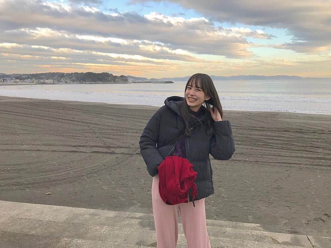 井桁弘恵さんのインスタグラム写真 - (井桁弘恵Instagram)「ㅤㅤㅤㅤㅤㅤㅤㅤㅤㅤㅤㅤㅤ ありさちゃんと 江ノ島行った時の写真☺︎ 寒さが吹っ飛ぶくらいふたりではしゃぎ倒しました。笑 ㅤㅤㅤㅤㅤㅤㅤㅤㅤㅤㅤㅤㅤ お互いたくさん写真撮り合ったのでちょこちょこ載せていこうかな⭐️ ㅤㅤㅤㅤㅤㅤㅤㅤㅤㅤㅤㅤㅤ #大平有沙 ちゃん #江ノ島」12月13日 21時23分 - igetahiroe23