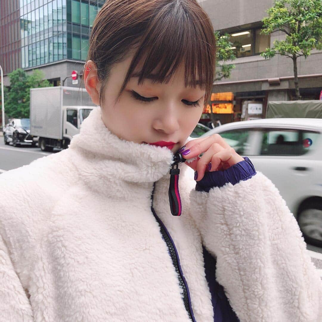 生見愛瑠さんのインスタグラム写真 - (生見愛瑠Instagram)「アイラインラインあげみ🌹してみましたta #めるメイク」12月13日 17時48分 - meru_nukumi