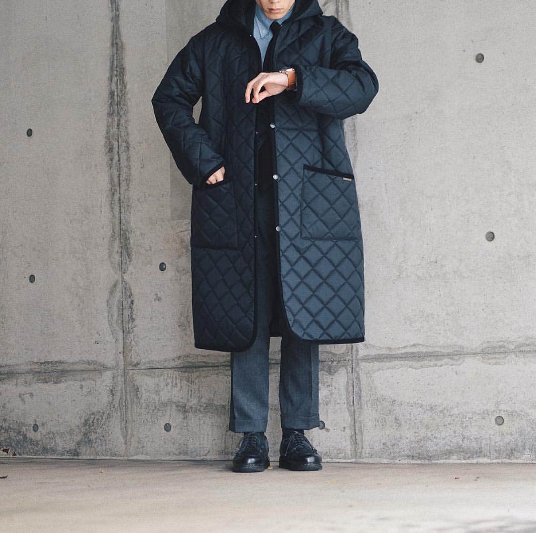 yukiのインスタグラム：「最近の出勤スタイル ㅤㅤㅤㅤㅤㅤㅤㅤㅤㅤㅤㅤㅤ @tokyowatchstyle #ウェンガー #wenger ㅤㅤㅤㅤㅤㅤㅤㅤㅤㅤㅤㅤㅤ #comoli #lavenham  #paraboot」