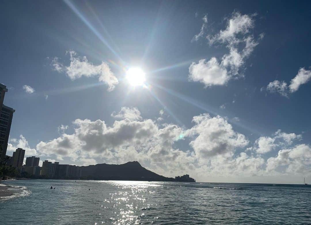 中村優さんのインスタグラム写真 - (中村優Instagram)「たくさん歩きました🏖🌈 #hawaii#beach#優trip」12月14日 3時00分 - nkmr_yu