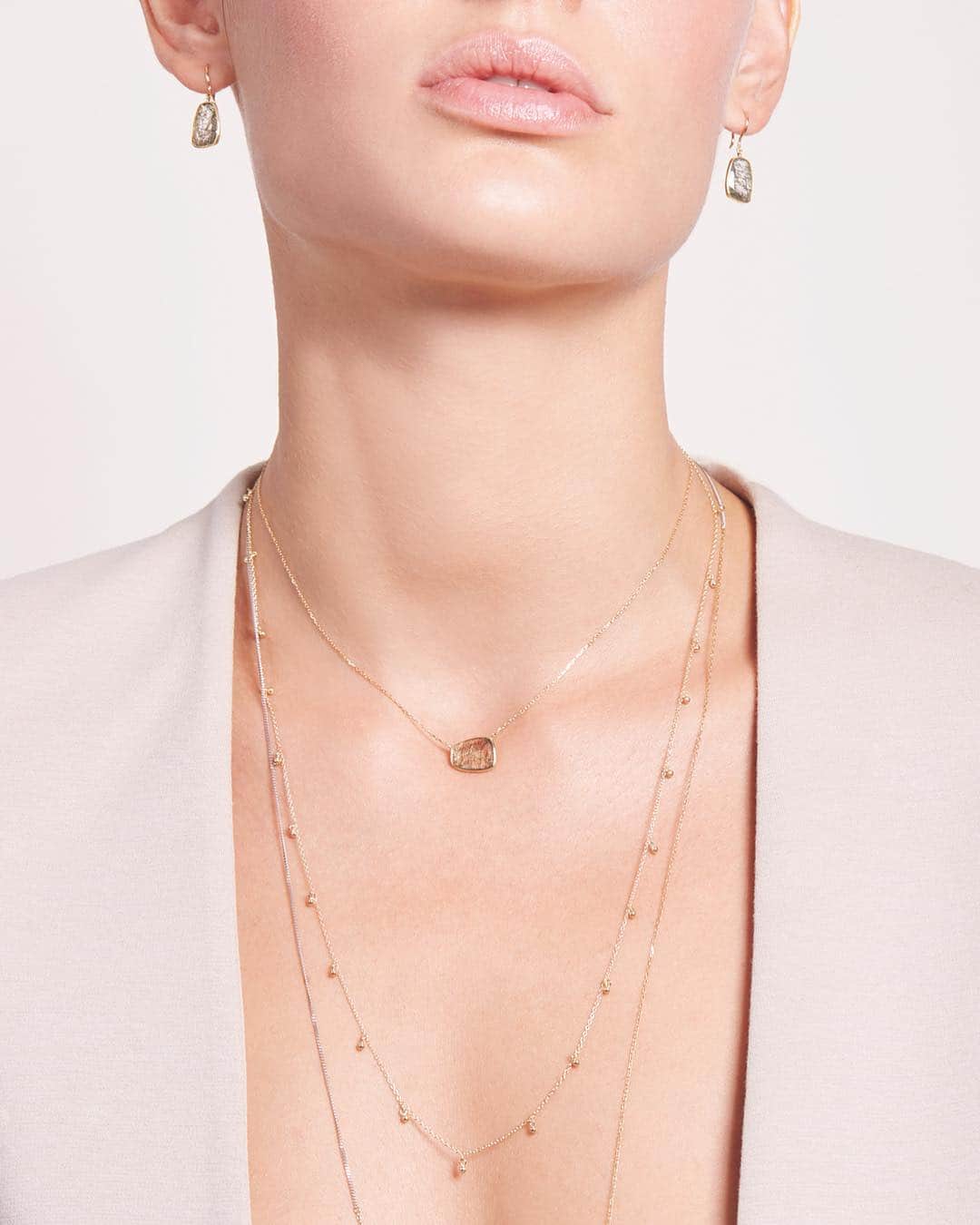 MARIHA Official Instagramさんのインスタグラム写真 - (MARIHA Official InstagramInstagram)「Jewelry Event 12/12(水)-18(火) @ Iwataya 上記期間、「Earth Drops」や「Organic Gems」の一点物を中心にMARIHAのジュエリーをご覧いただけます。 . Organic Gems | ブラックルチルクォーツ . #mariha #fashion #jewelry #accessory #マリハ #ジュエリー #アクセサリー #岩田屋」12月14日 10時44分 - mariha_official