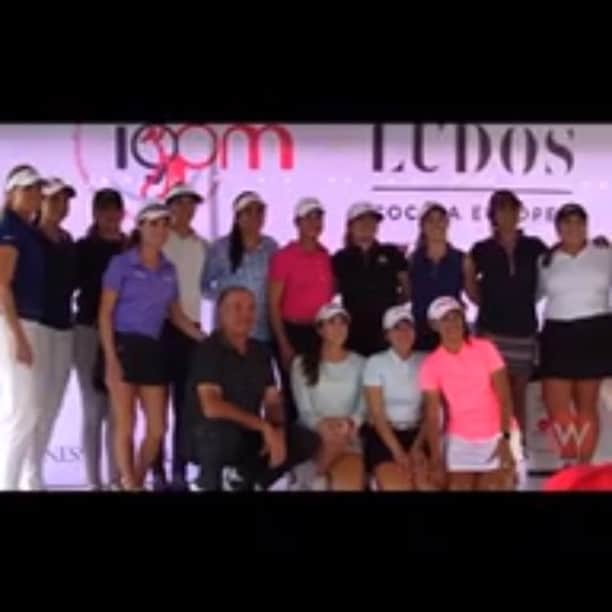 アレハンドラ・ジャネサのインスタグラム：「Lo mejor del pro-am vip de @igpmgolf en Querétaro presentado por @ludosrestaurante 🙌🇲🇽⛳️ nos vemos en enero! #sumando #sisepuede #mexicoponeelejemplo」