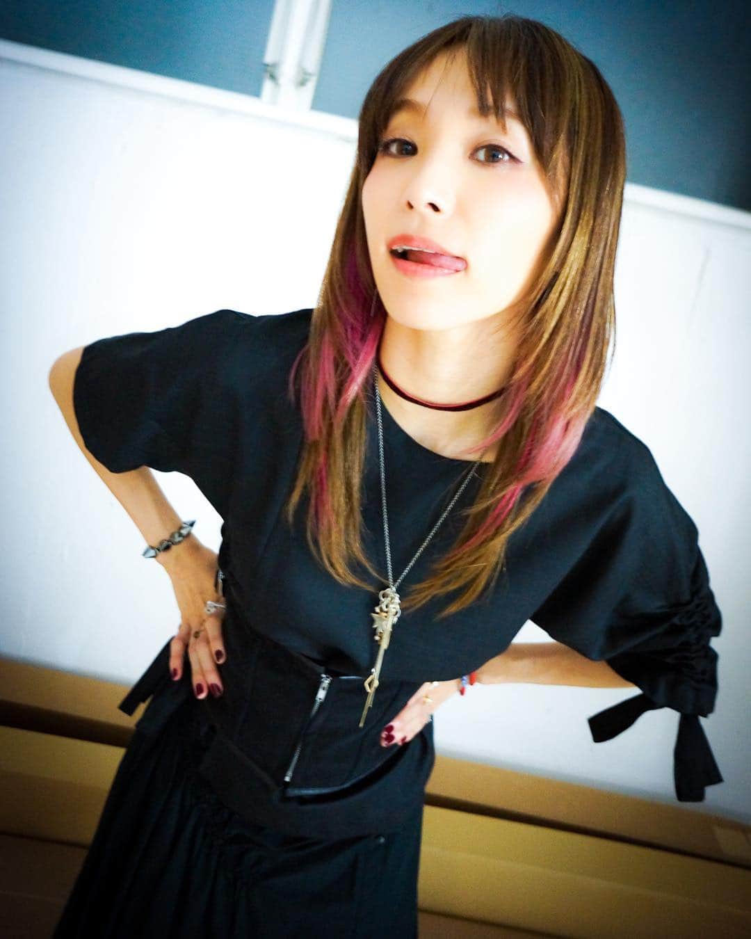 Lisaさんのインスタグラム写真 Lisainstagram Ani Pass様発売ですっ Adamasのお話たくさんさせていただいているので ロングヘア 平野さんの写真大好き みてねーっ Lisa Anipass Adamas 赤い罠 くばちゃまコーデ Un3d Unitedtokyo Raybeams