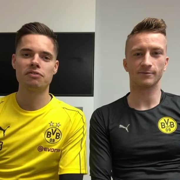 マルコ・ロイスのインスタグラム：「Ich unterstütze die Aktion #unserliedfuerkinder von @soskinderdorfde mit meinem Lieblingsweihnachtsliedersänger-Duettpartner @juweigl Wie gefällt es Euch?🗣🎼🎅🏼 So, und wie sieht’s bei Euch aus? Traut Ihr Euch auch? Dann legt mal los und postet Euer Video unter #unserliedfuerkinder  Und nicht nur singen, sondern vor allem Spenden hilft! Also schaut auf der Homepage der SOS Kinderdörfer vorbei, da stehen alle Infos, wie ihr spenden könnt! 💰💶 Lasst uns gemeinsam etwas Gutes in der Weihnachtszeit tun! Ach, und ich nominiere @sportstotal und alle @bvb09 fans für #unserliedfuerkinder 🎄😍」
