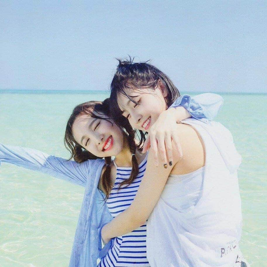 ナヨンさんのインスタグラム写真 - (ナヨンInstagram)「🐰 [Scan] Jihyo's Photobook - Swipe swipe 🌊 #TWICE #트와이스 #NAYEON #나연」12月15日 9時13分 - twicenayeon