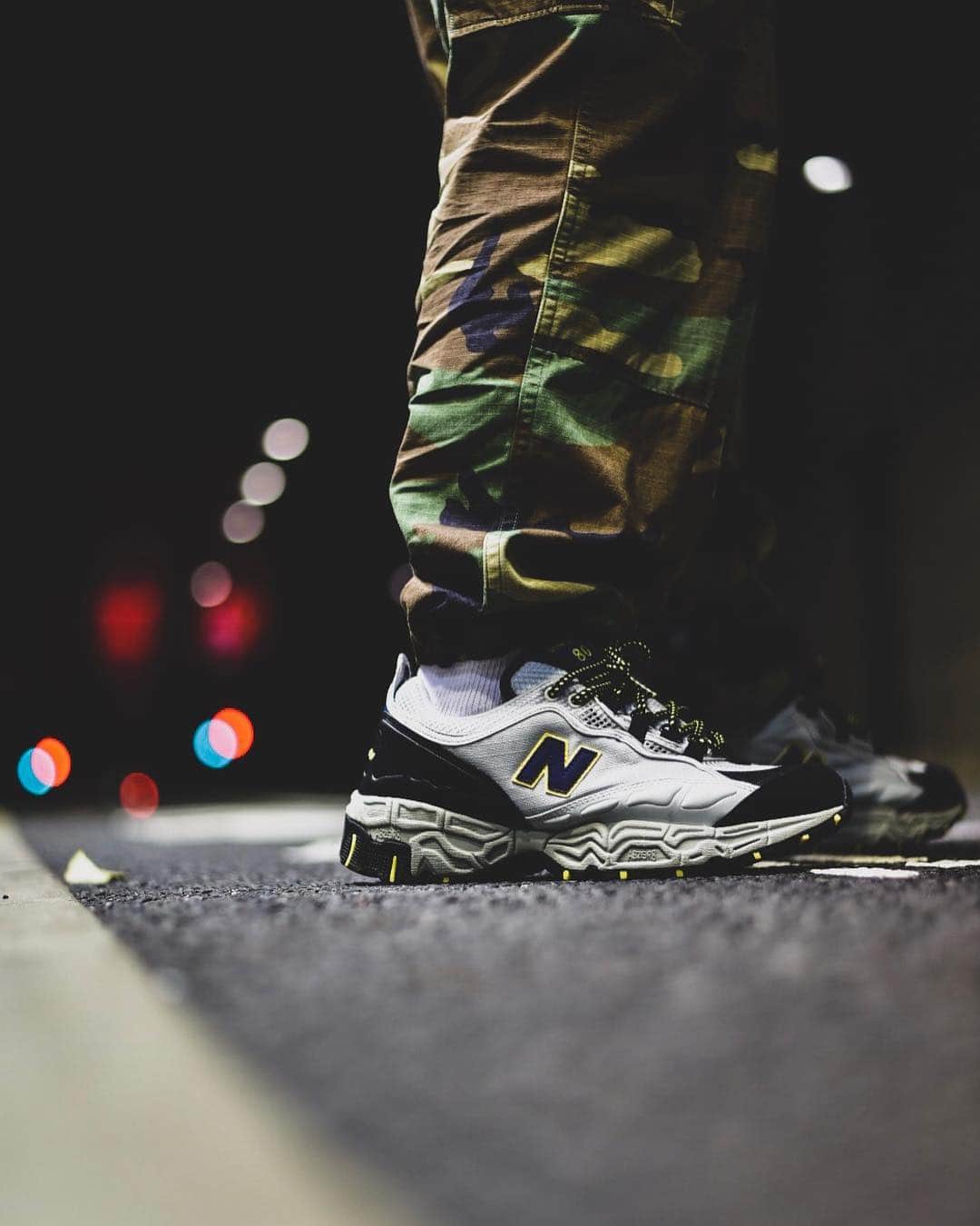 のインスタグラム：「Styles ROPPONGI Today’s RELEASE NEW BALANCE M801 AT ¥12,000+TAX InstagramのDM、お電話にて通信販売も承っております。 お気軽にお問い合わせください。 TEL 03-6447-1782 Photo by @u_ki_snks  #newbalance #801 #allterrain #newbalancegallery #newbalanceaddict」