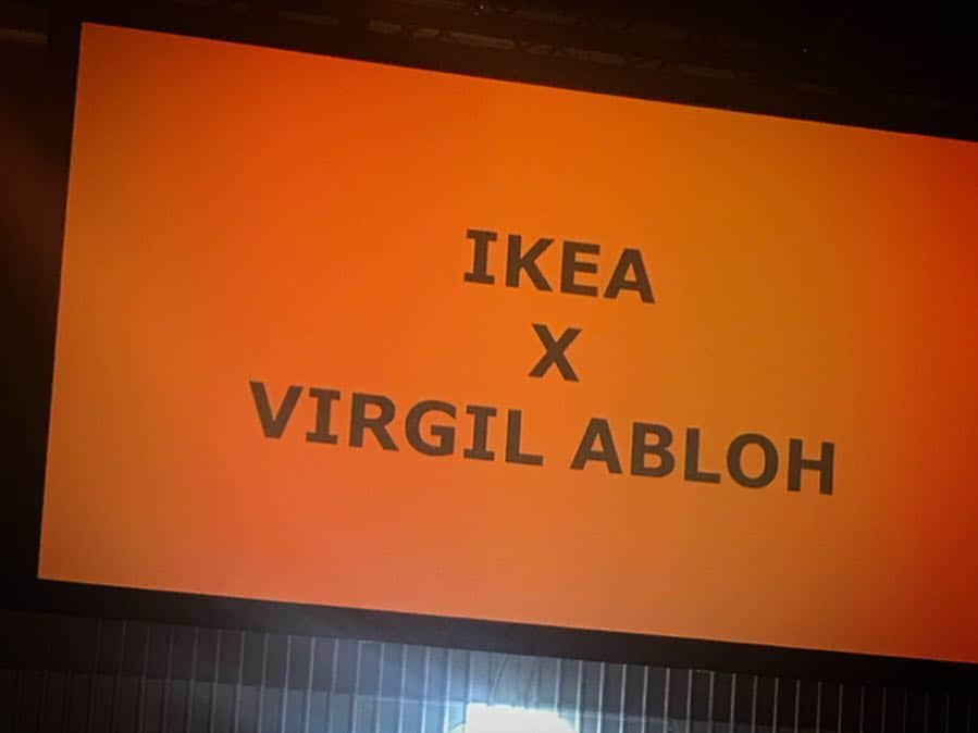 桜田通さんのインスタグラム写真 - (桜田通Instagram)「VIRGIL ABLOH × IKEA "STILL LOADING" 刺激的な展示空間とOff-WhiteのデザイナーVIRGILさんのトークショーが観れてよかった。欲しかったラグも手に入った👽 VIRGILさんはこれからのLOUIS VUITTONも楽しみ。 #ikeaxvirgil #stillloading #IKEA #virgilabloh #offwhite #louisvuitton」12月15日 17時31分 - dorisakurada