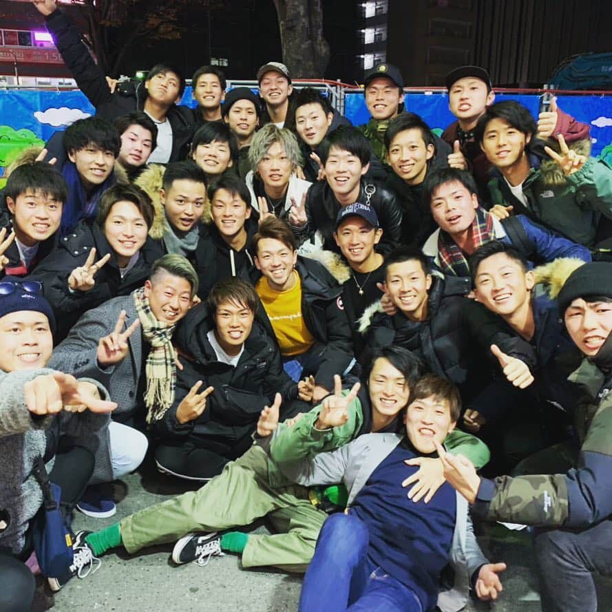 高橋昂也のインスタグラム：「楽しかったよー！ サプライズもあったし本当にありがたかったです、、😢 ！！最高かよっ！！ #徳栄 #野球部 #サプライズ #ケーキ #最高かよ」