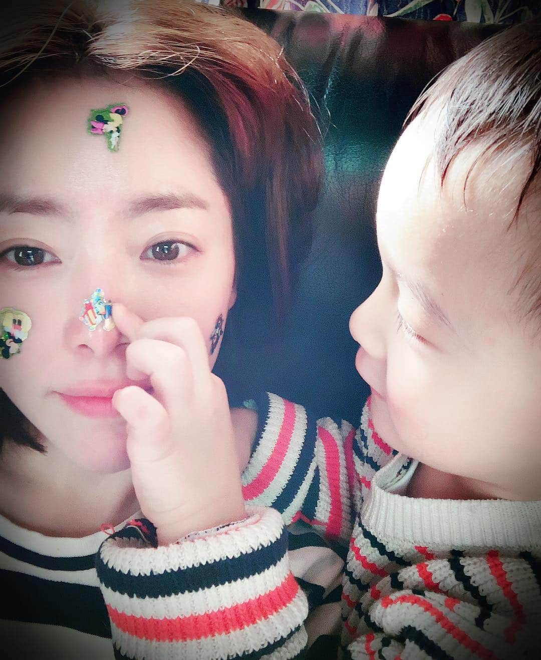 ハン・ジミンさんのインスタグラム写真 - (ハン・ジミンInstagram)「. Sunday~🥰 . #roha #nephew #🤖 #🤡 #👾」12月30日 14時13分 - roma.emo