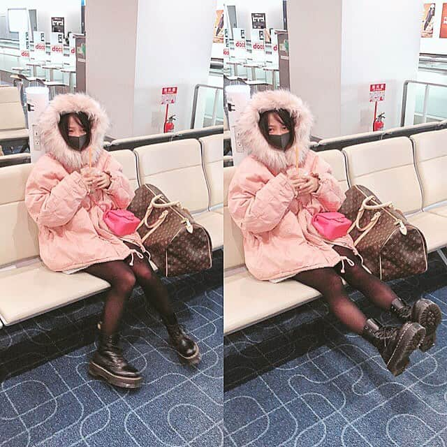 天木じゅんさんのインスタグラム写真 - (天木じゅんInstagram)「. . Good morning💓💗 Let's TOKUSHIMA✈️✈️ . . in HANEDA air port . . #天木code #羽田空港 #ボートレース鳴門」12月30日 7時03分 - jun.amaki