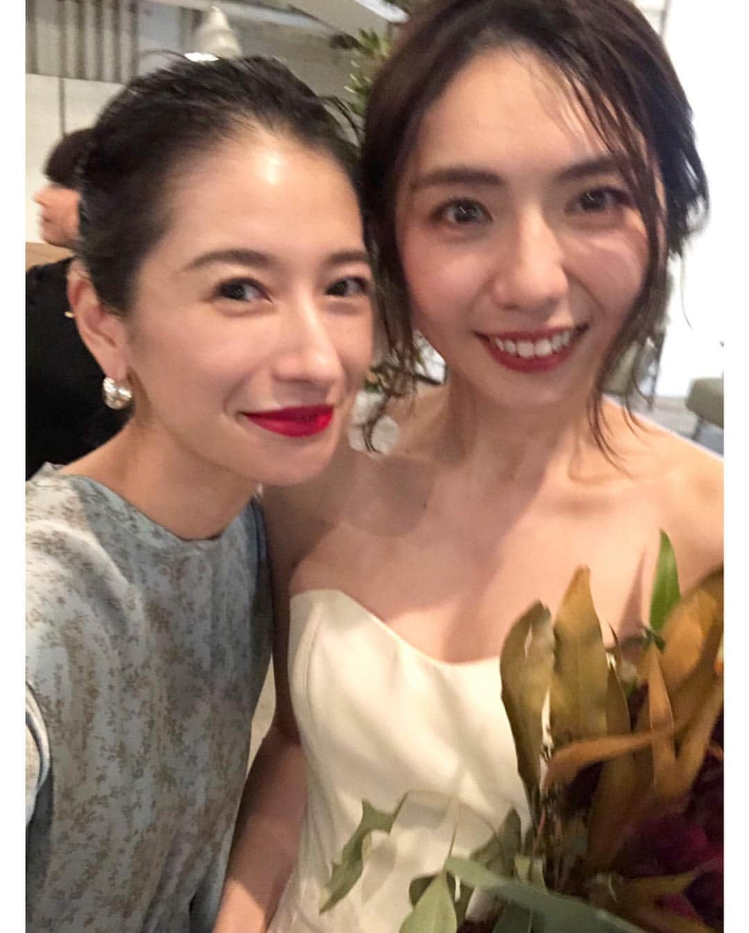 松本恵奈さんのインスタグラム写真 - (松本恵奈Instagram)「ネモちゃんの結婚式。 幸せな空気に包まれて私まで幸せいっぱい♡AICOは隣で号泣してた。笑 本当におめでとー！ 末永くお幸せに♡」12月16日 14時08分 - ena1123