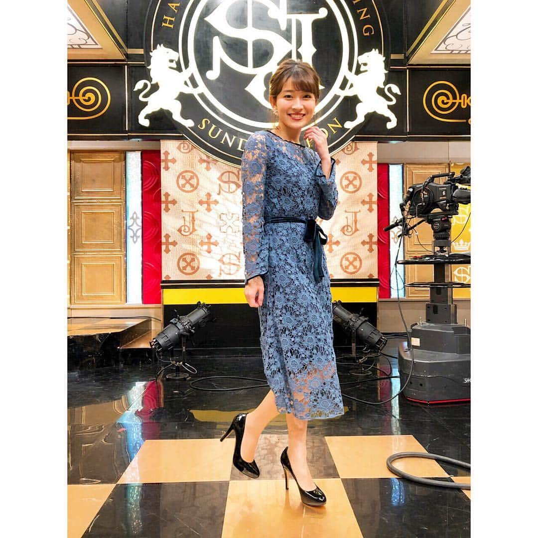 山本里菜さんのインスタグラム写真 - (山本里菜Instagram)「今日はブルーの総レースのワンピース🦋♡背中もちょっぴりセクシーなんです/// サンジャポぜひ見てくださいね😊 #サンジャポ #総レース #ワンピース #衣装」12月16日 9時31分 - rinayamamoto_0622