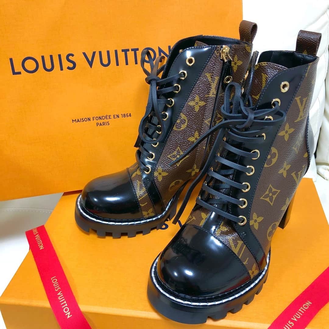 のインスタグラム：「❤️❤️❤️ 可愛いしめっちゃ歩きやすい💓💓 #louisvuitton #vuitton #ルイヴィトン #ヴィトン」