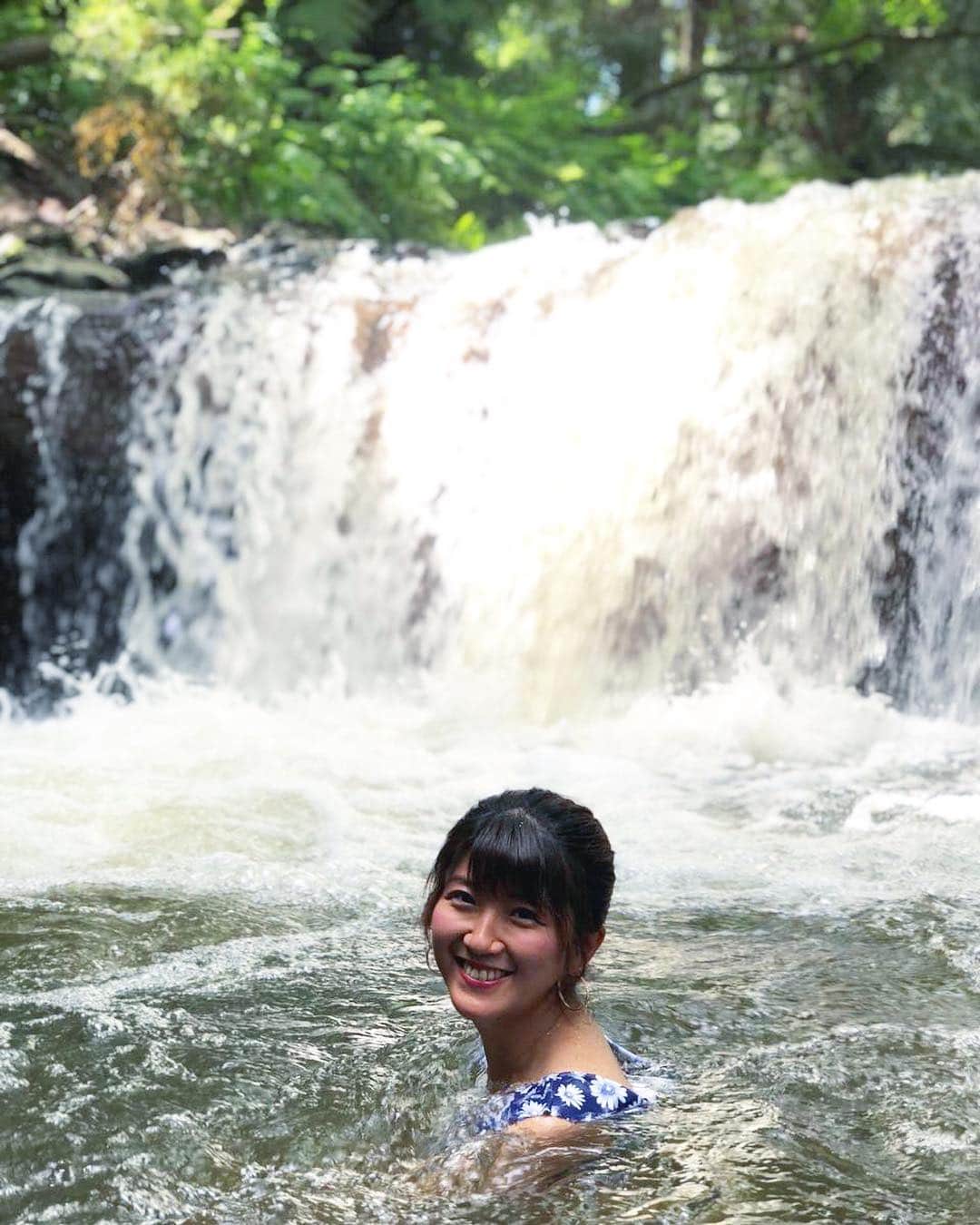 徳永千奈美さんのインスタグラム写真 - (徳永千奈美Instagram)「今週は天気が良かったから天然温泉にお友達と行ってきました🌲 自然の力って本当にすごい！  #nature #naturelovers  #waterfalls  #smile #happy #mylife」12月16日 21時22分 - chinami.tokunaga