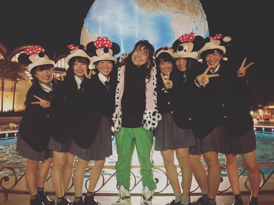 相馬トランジスタのインスタグラム：「引率の体育の先生感ハンパない  #修学旅行 #ジャージおばさん #木の実ナナ」