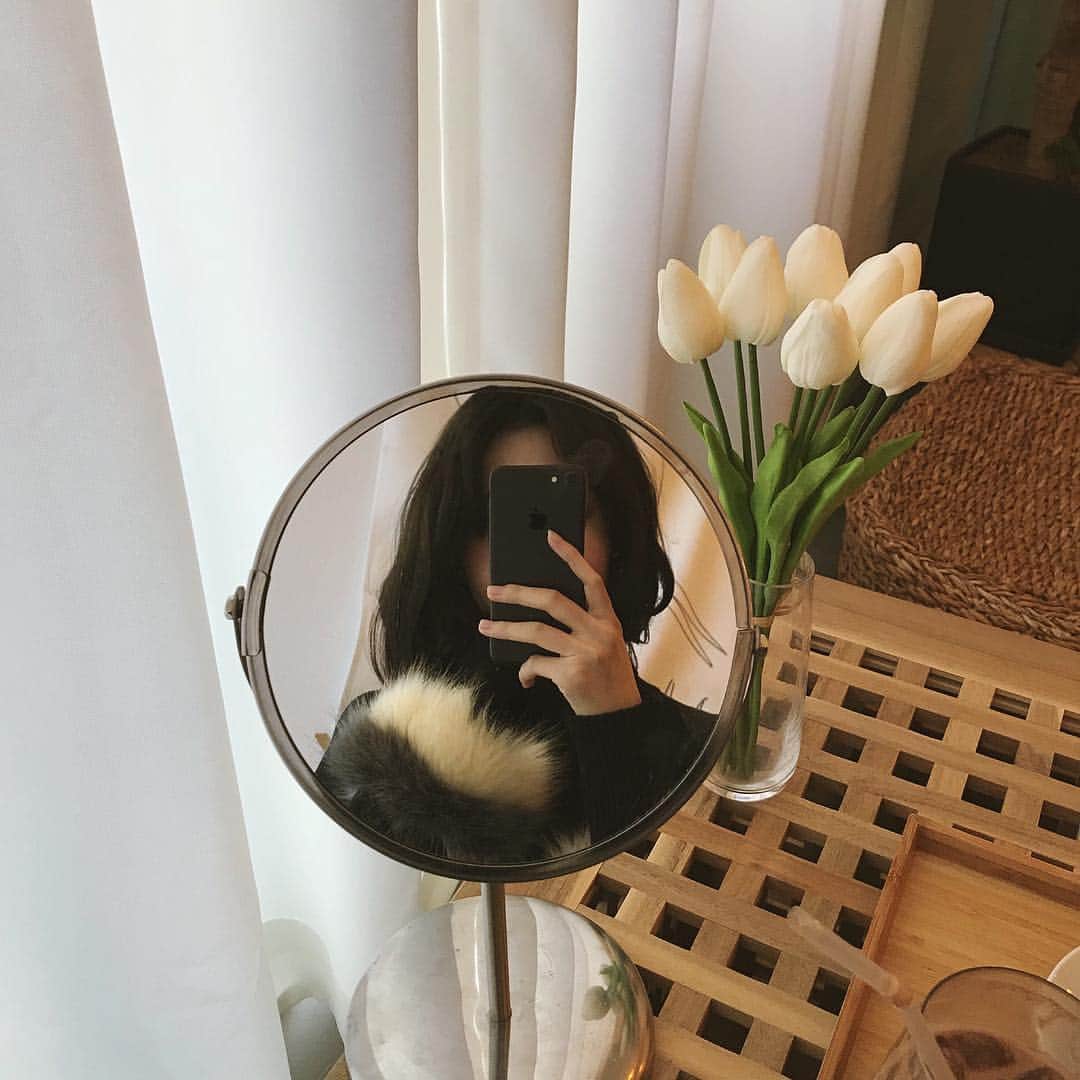 ナ・ヒョンソンのインスタグラム：「따뜻한 분위기 좋아」